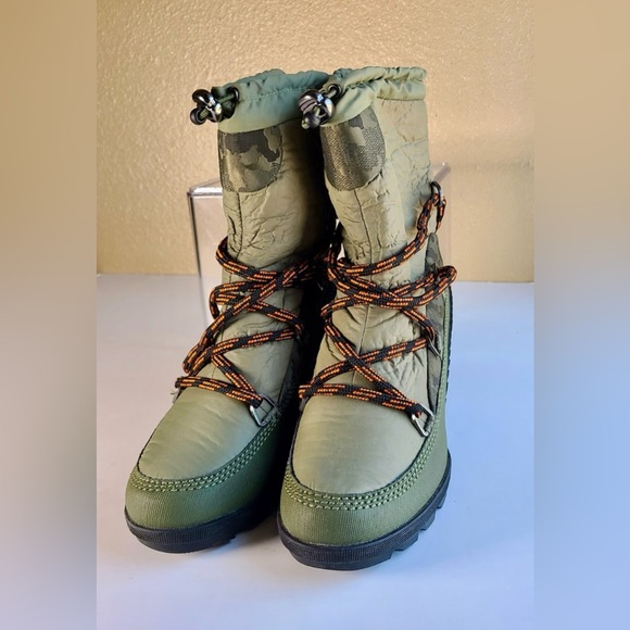 Sorel Shoes - Sorel Women’s Kinetic Snow Wedge Waterproof Camouflage Winter Boots Orange Laces